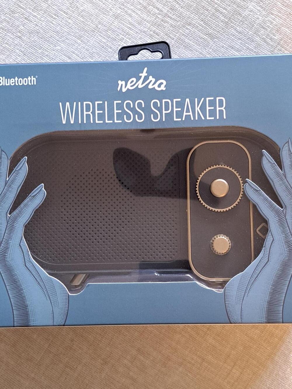 NEW! Vivitar Retro Inspired Wireless Speaker